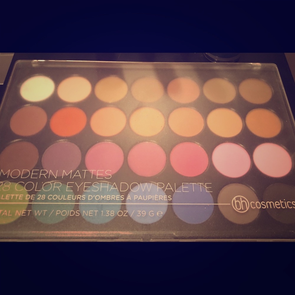 BH Cosmetics palette